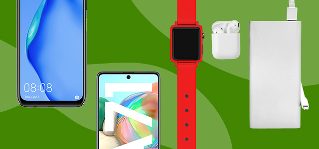 Smartphones, smartwatch, airpods e carregador portátil sob um fundo verde