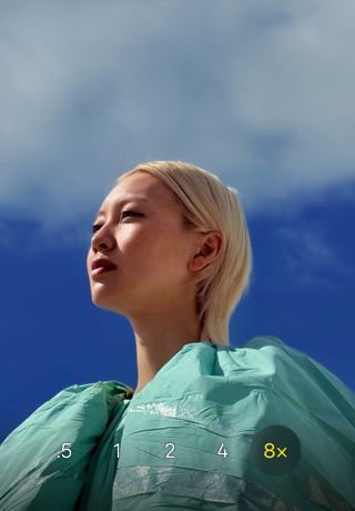 App Câmara no iPhone 17 Pro, zoom ótico a 0,5x, 1x, 2x, 4x e 8x, com a opção 8x selecionada